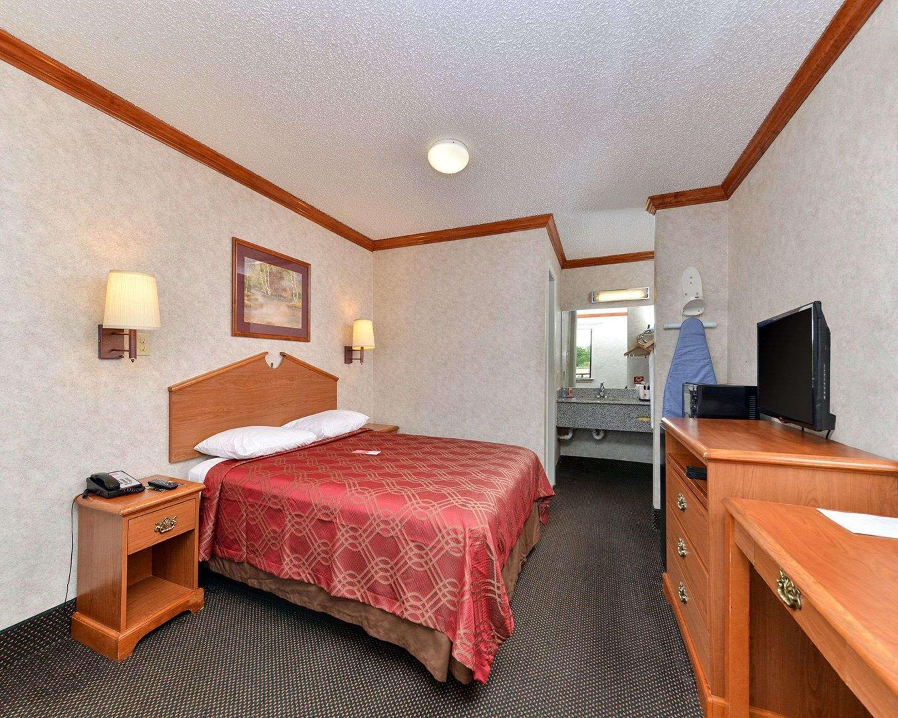 Econo Lodge Killeen Exterior photo